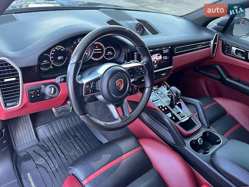 Позашляховик / Кросовер Porsche Cayenne 2019 в Львові