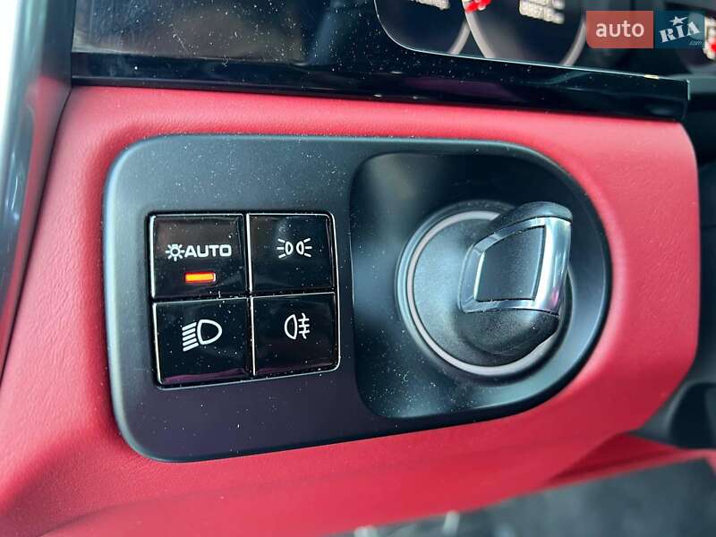 Позашляховик / Кросовер Porsche Cayenne 2019 в Львові