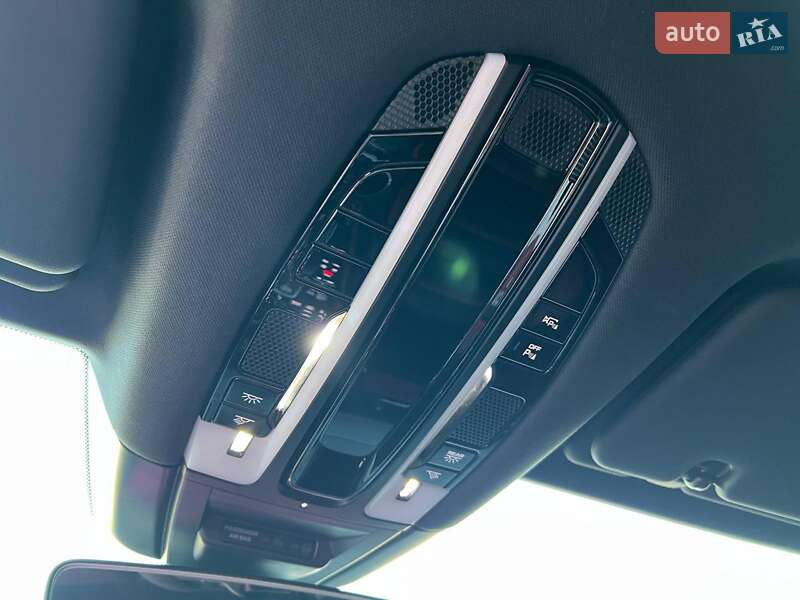 Позашляховик / Кросовер Porsche Cayenne 2019 в Львові