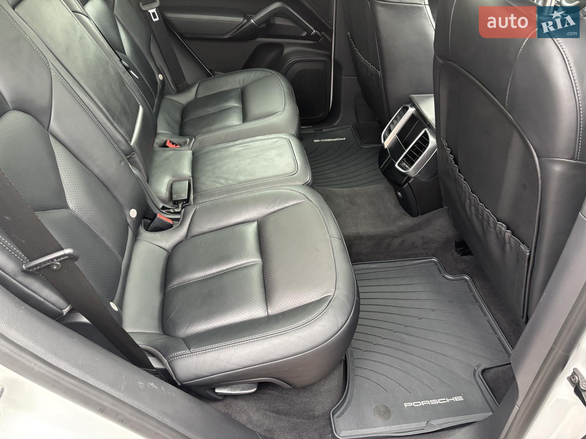 2015 Porsche Cayenne - мініатюра 21