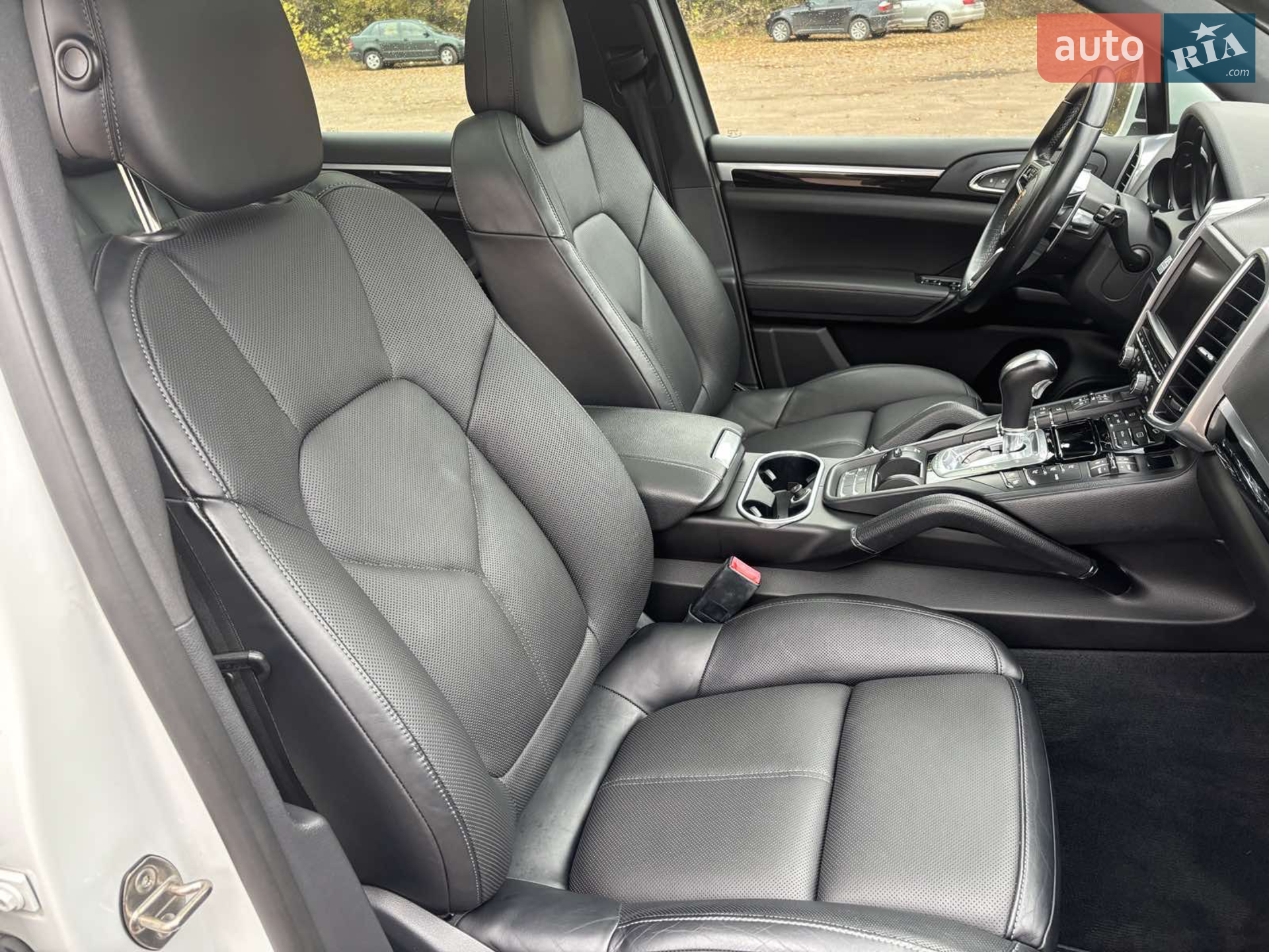 2015 Porsche Cayenne - мініатюра 26