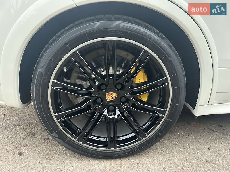 Внедорожник / Кроссовер Porsche Cayenne 2011 в Одессе фото 14 Внедорожник / Кроссовер Porsche Cayenne 2011 в Одессе