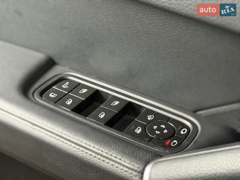 Позашляховик / Кросовер Porsche Cayenne 2019 в Одесі