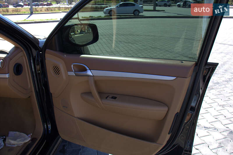 Внедорожник / Кроссовер Porsche Cayenne 2008 в Одессе