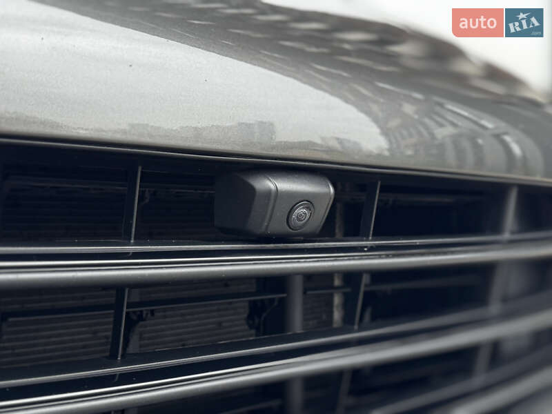 Внедорожник / Кроссовер Porsche Cayenne 2019 в Киеве