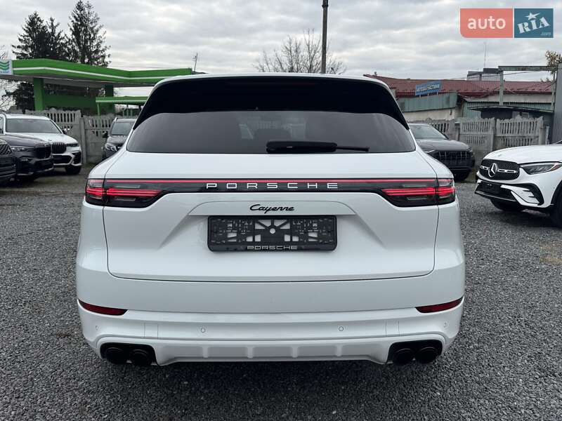 Внедорожник / Кроссовер Porsche Cayenne 2018 в Тернополе