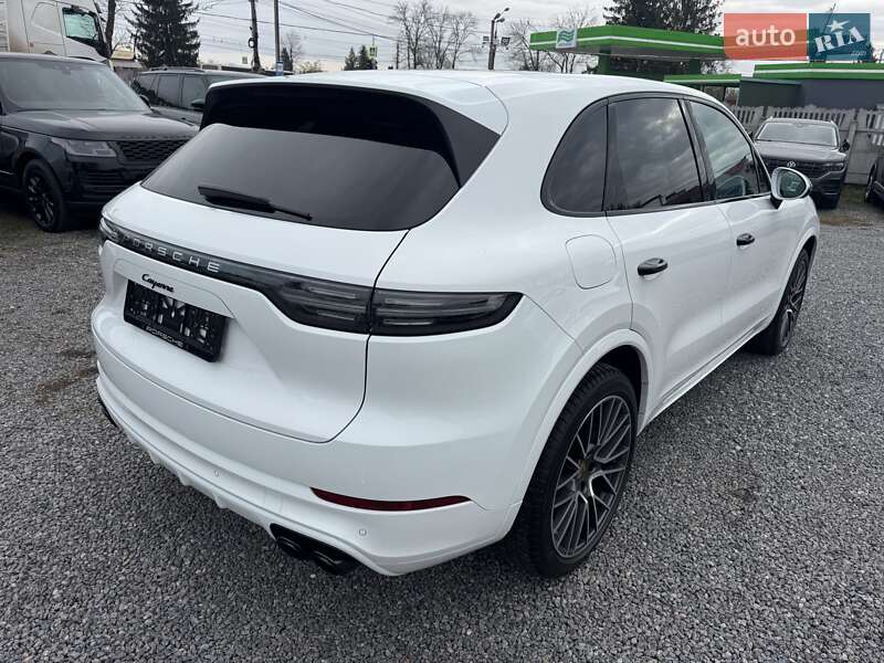 Внедорожник / Кроссовер Porsche Cayenne 2018 в Тернополе