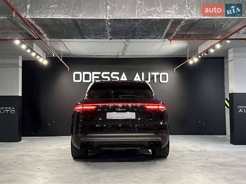 Позашляховик / Кросовер Porsche Cayenne 2022 в Одесі