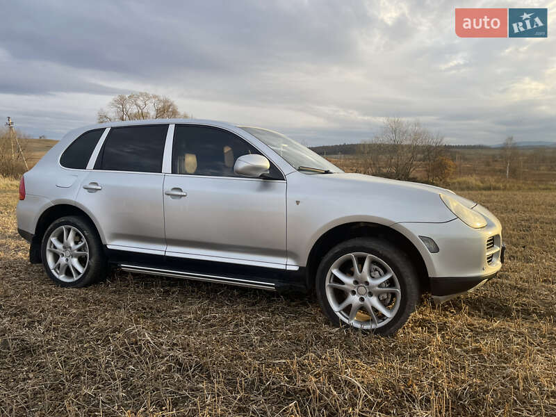 Внедорожник / Кроссовер Porsche Cayenne 2004 в Ивано-Франковске