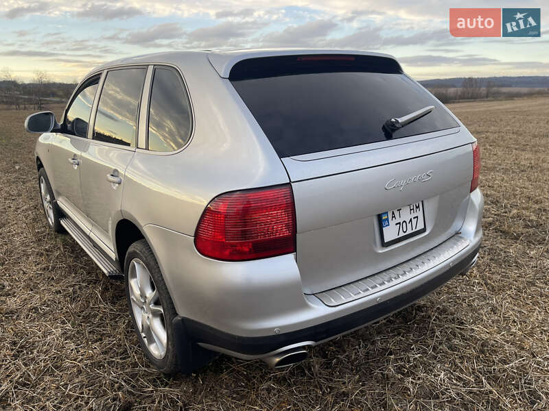 Внедорожник / Кроссовер Porsche Cayenne 2004 в Ивано-Франковске