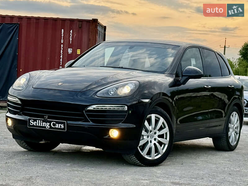 Внедорожник / Кроссовер Porsche Cayenne 2011 в Ровно