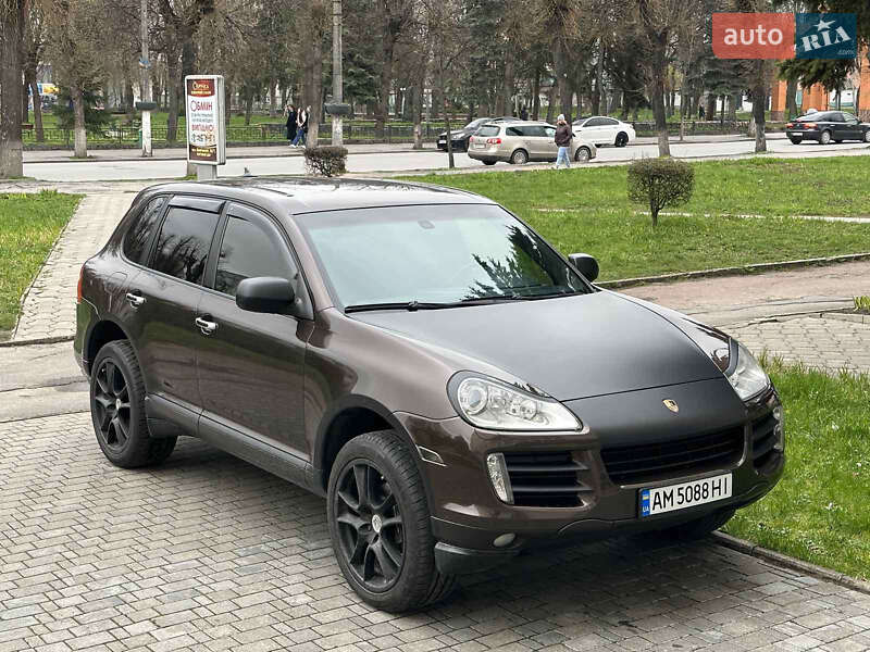 Внедорожник / Кроссовер Porsche Cayenne 2009 в Звягеле