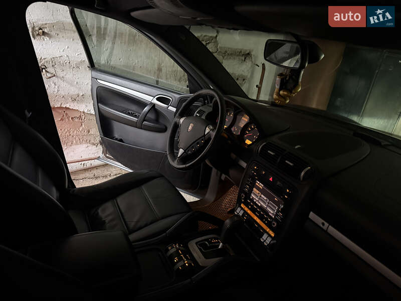 Внедорожник / Кроссовер Porsche Cayenne 2009 в Звягеле