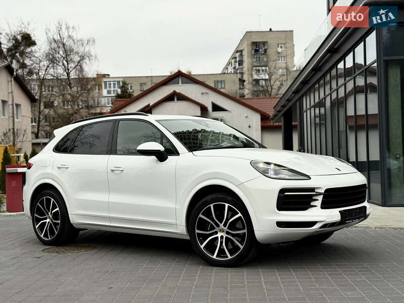 Внедорожник / Кроссовер Porsche Cayenne 2021 в Львове