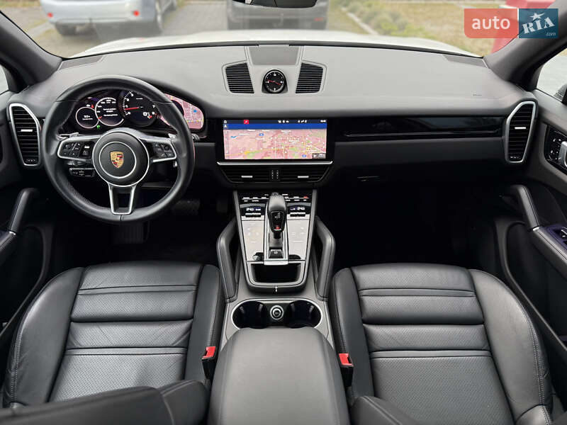 Внедорожник / Кроссовер Porsche Cayenne 2021 в Львове