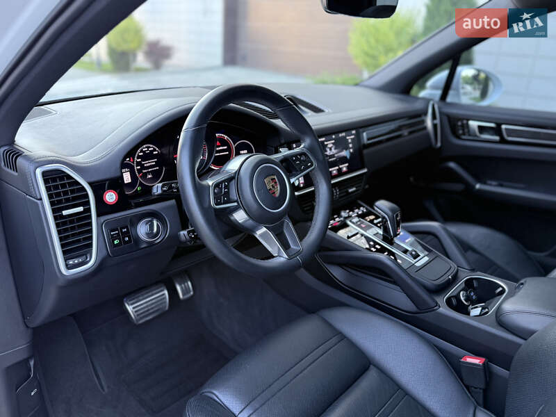 Позашляховик / Кросовер Porsche Cayenne 2020 в Одесі