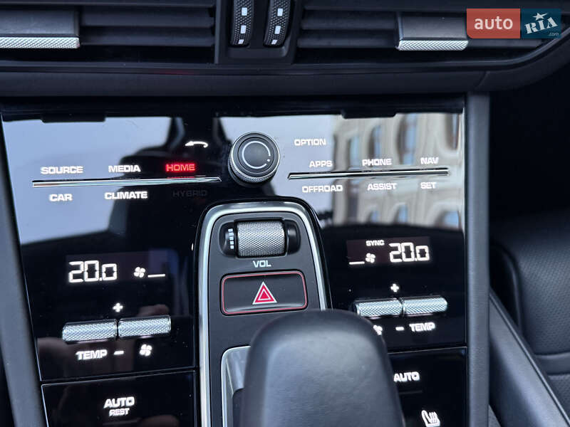 Позашляховик / Кросовер Porsche Cayenne 2020 в Одесі