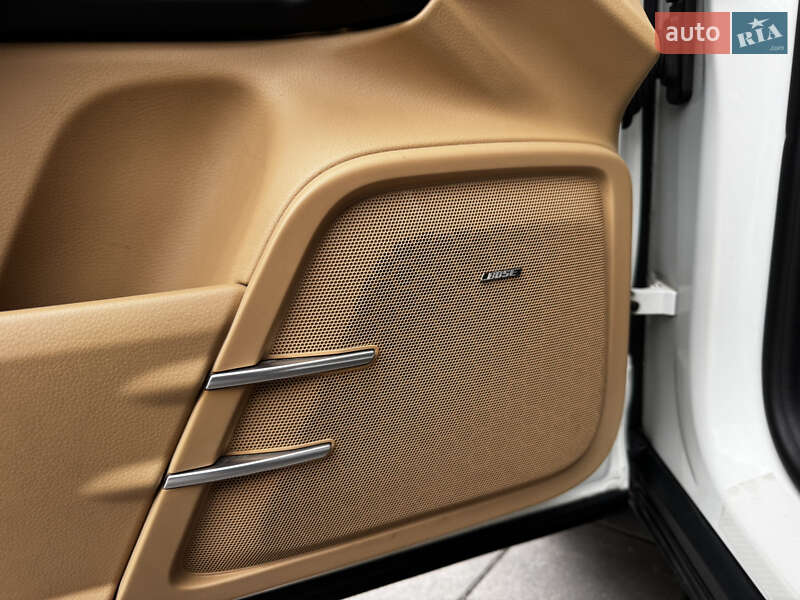 Позашляховик / Кросовер Porsche Cayenne 2017 в Києві