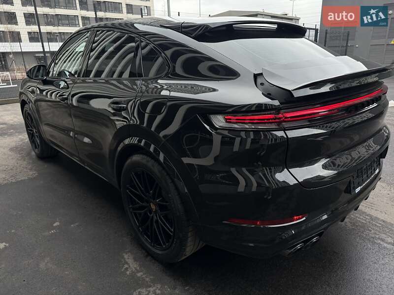 Позашляховик / Кросовер Porsche Cayenne 2024 в Києві