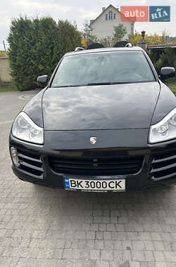 Внедорожник / Кроссовер Porsche Cayenne 2009 в Вараше