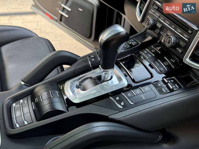 Позашляховик / Кросовер Porsche Cayenne 2015 в Одесі фото 24 Позашляховик / Кросовер Porsche Cayenne 2015 в Одесі