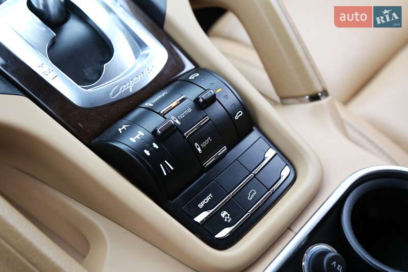 Позашляховик / Кросовер Porsche Cayenne 2012 в Києві фото 23 Позашляховик / Кросовер Porsche Cayenne 2012 в Києві