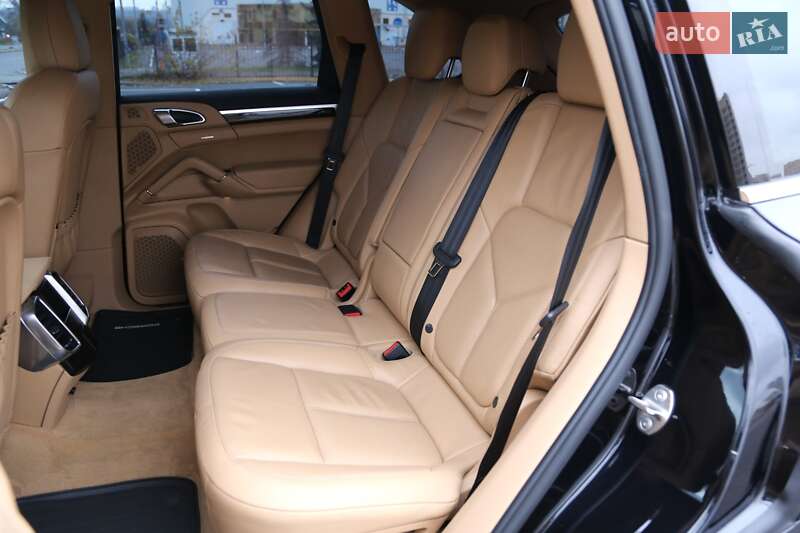 Позашляховик / Кросовер Porsche Cayenne 2012 в Києві фото 8 Позашляховик / Кросовер Porsche Cayenne 2012 в Києві