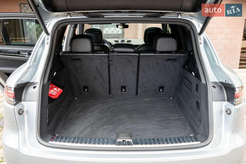 Внедорожник / Кроссовер Porsche Cayenne 2020 в Коломые фото 26 Внедорожник / Кроссовер Porsche Cayenne 2020 в Коломые