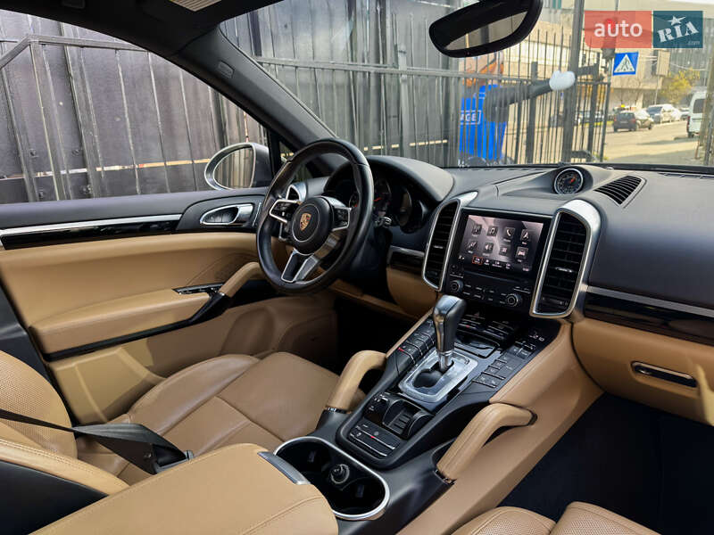Позашляховик / Кросовер Porsche Cayenne 2017 в Києві фото 12 Позашляховик / Кросовер Porsche Cayenne 2017 в Києві