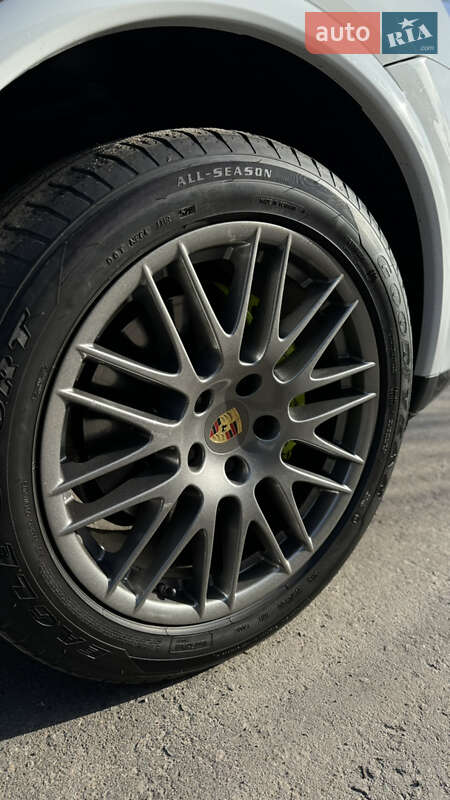 Позашляховик / Кросовер Porsche Cayenne 2016 в Броварах фото 16 Позашляховик / Кросовер Porsche Cayenne 2016 в Броварах
