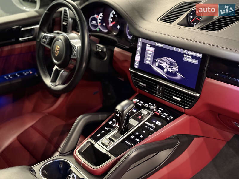 Позашляховик / Кросовер Porsche Cayenne 2021 в Одесі
