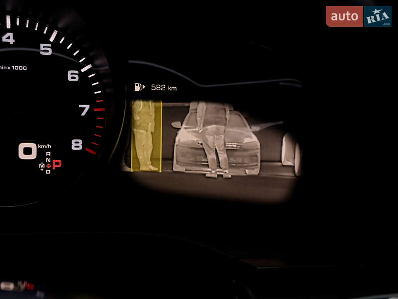 Позашляховик / Кросовер Porsche Cayenne 2017 в Харкові