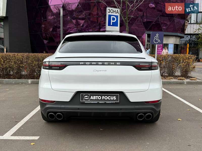 Позашляховик / Кросовер Porsche Cayenne 2021 в Києві