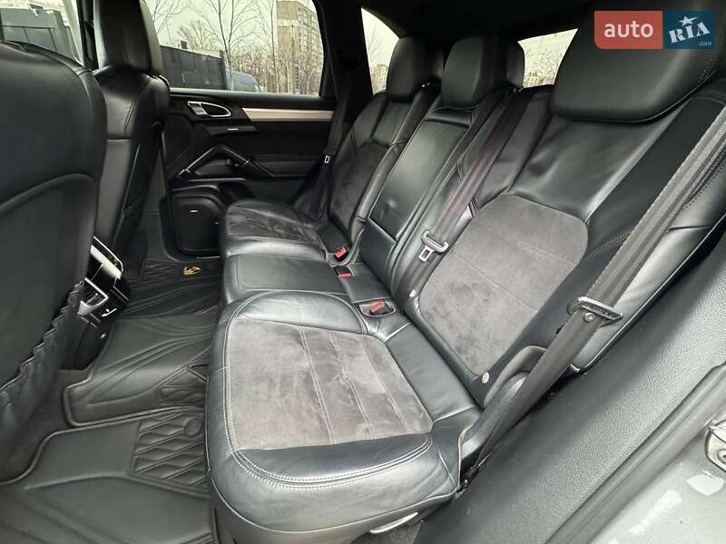 Позашляховик / Кросовер Porsche Cayenne 2012 в Києві фото 9 Позашляховик / Кросовер Porsche Cayenne 2012 в Києві