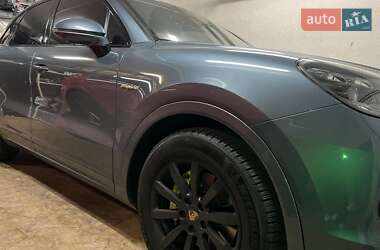 Внедорожник / Кроссовер Porsche Cayenne 2019 в Днепре