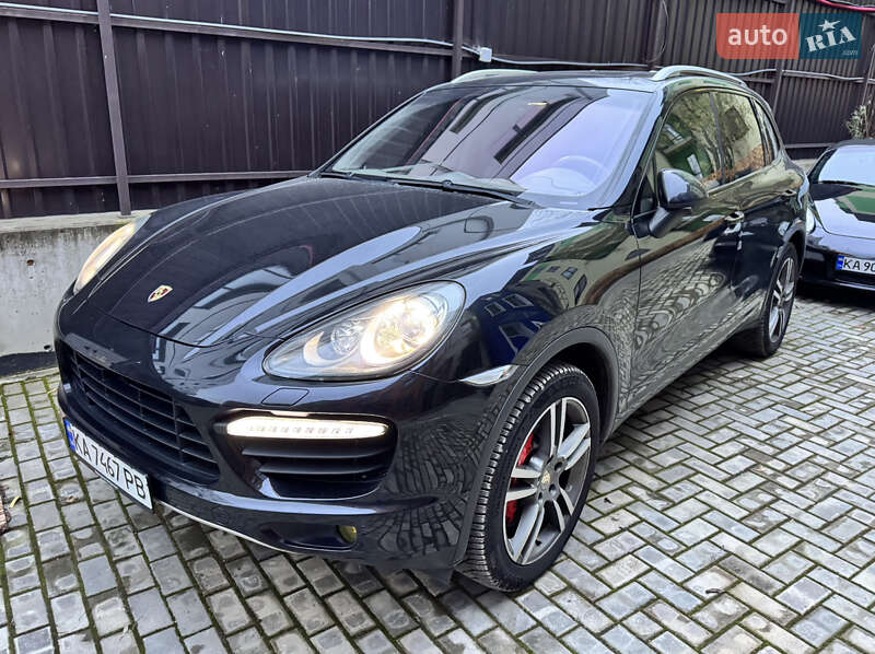 Porsche Cayenne 2010 Porsche Cayenne 2010