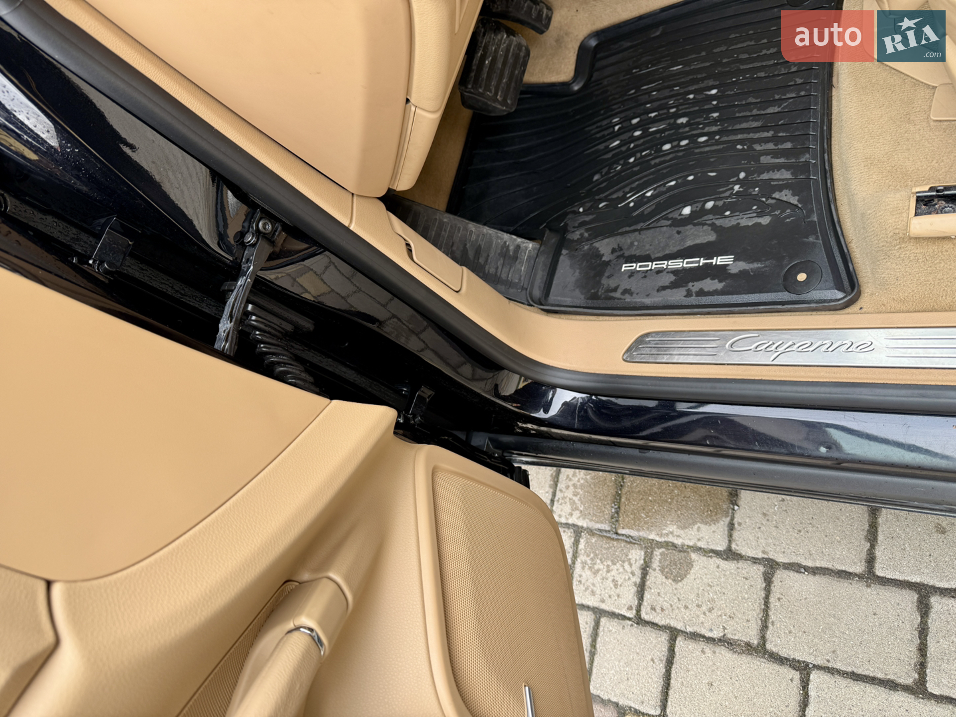 2015 Porsche Cayenne - мініатюра 28