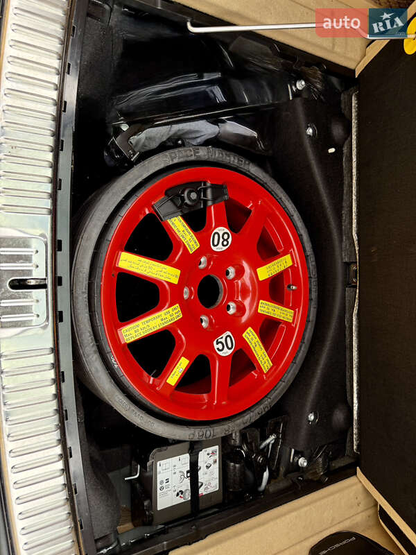 Внедорожник / Кроссовер Porsche Cayenne 2015 в Львове