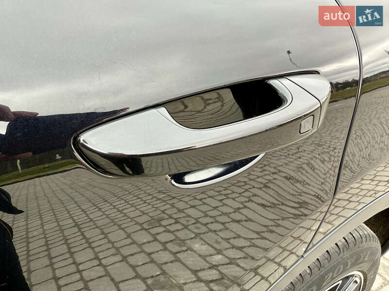 Внедорожник / Кроссовер Porsche Cayenne 2015 в Львове