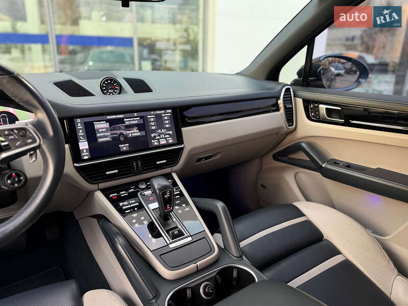 Внедорожник / Кроссовер Porsche Cayenne 2019 в Житомире фото 30 Внедорожник / Кроссовер Porsche Cayenne 2019 в Житомире