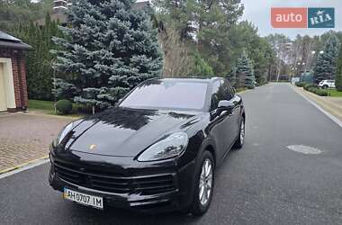 Позашляховик / Кросовер Porsche Cayenne 2017 в Вишгороді