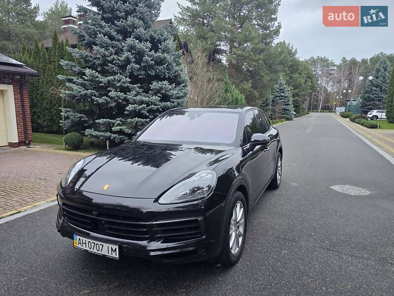 Позашляховик / Кросовер Porsche Cayenne 2017 в Вишгороді