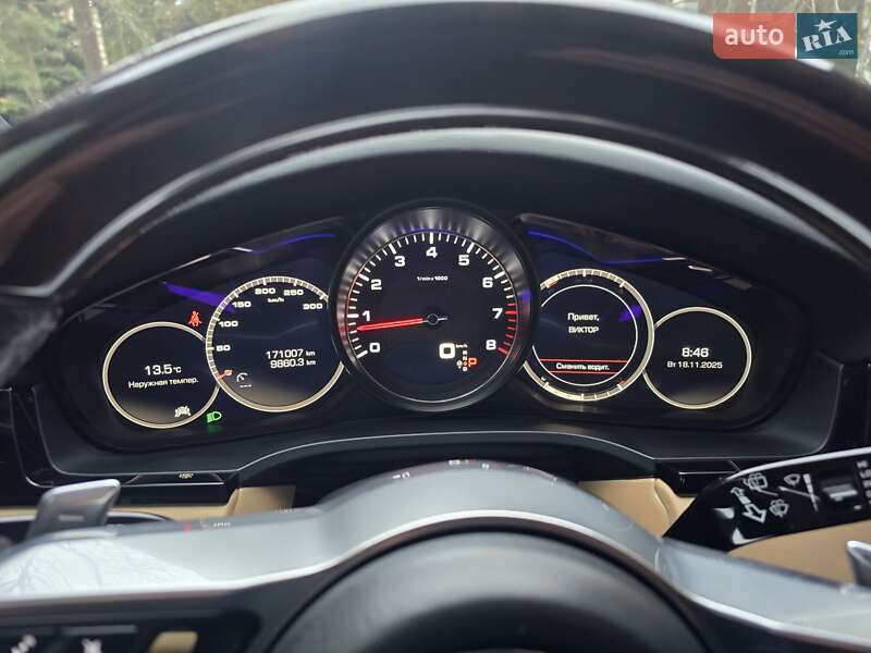 Позашляховик / Кросовер Porsche Cayenne 2017 в Вишгороді