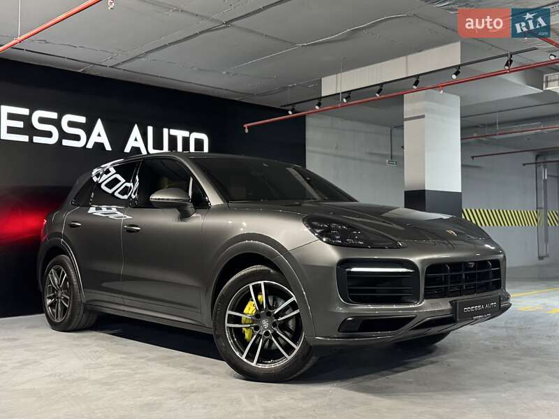 Внедорожник / Кроссовер Porsche Cayenne 2018 в Одессе