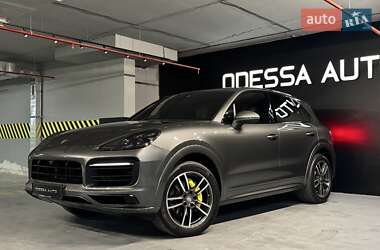 Позашляховик / Кросовер Porsche Cayenne 2018 в Одесі