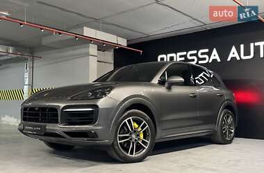 Позашляховик / Кросовер Porsche Cayenne 2018 в Одесі