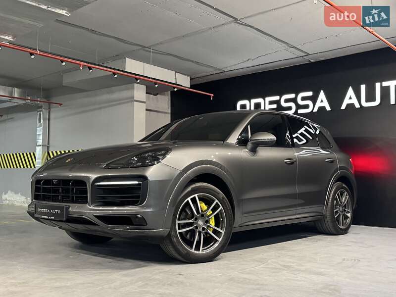 Внедорожник / Кроссовер Porsche Cayenne 2018 в Одессе