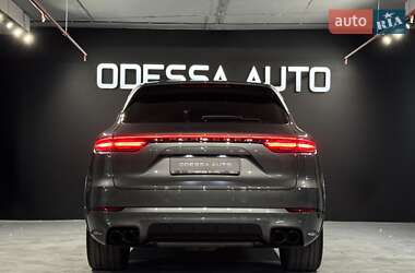 Позашляховик / Кросовер Porsche Cayenne 2018 в Одесі