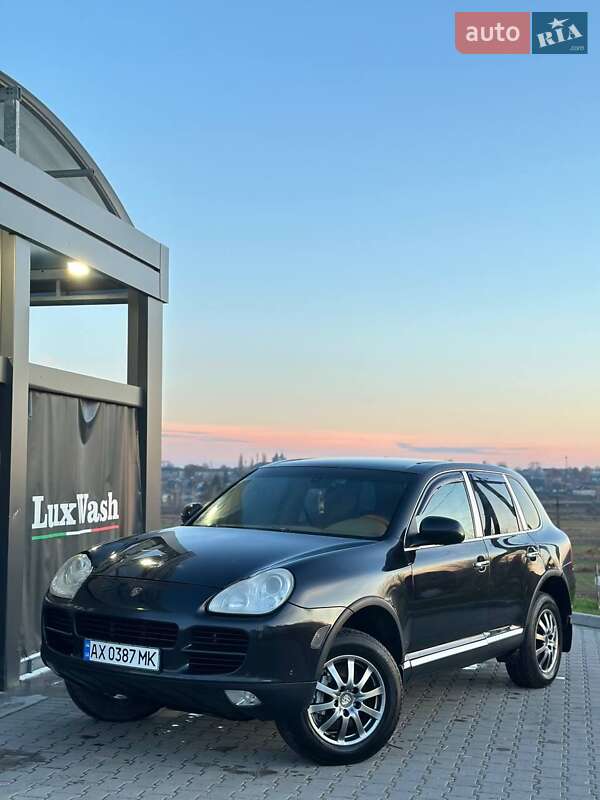 Позашляховик / Кросовер Porsche Cayenne 2004 в Шумську