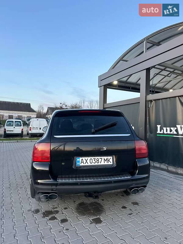 Позашляховик / Кросовер Porsche Cayenne 2004 в Шумську